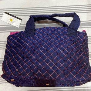 Fiorini Bags- Judy- Navy blue tote bag with pink lining.